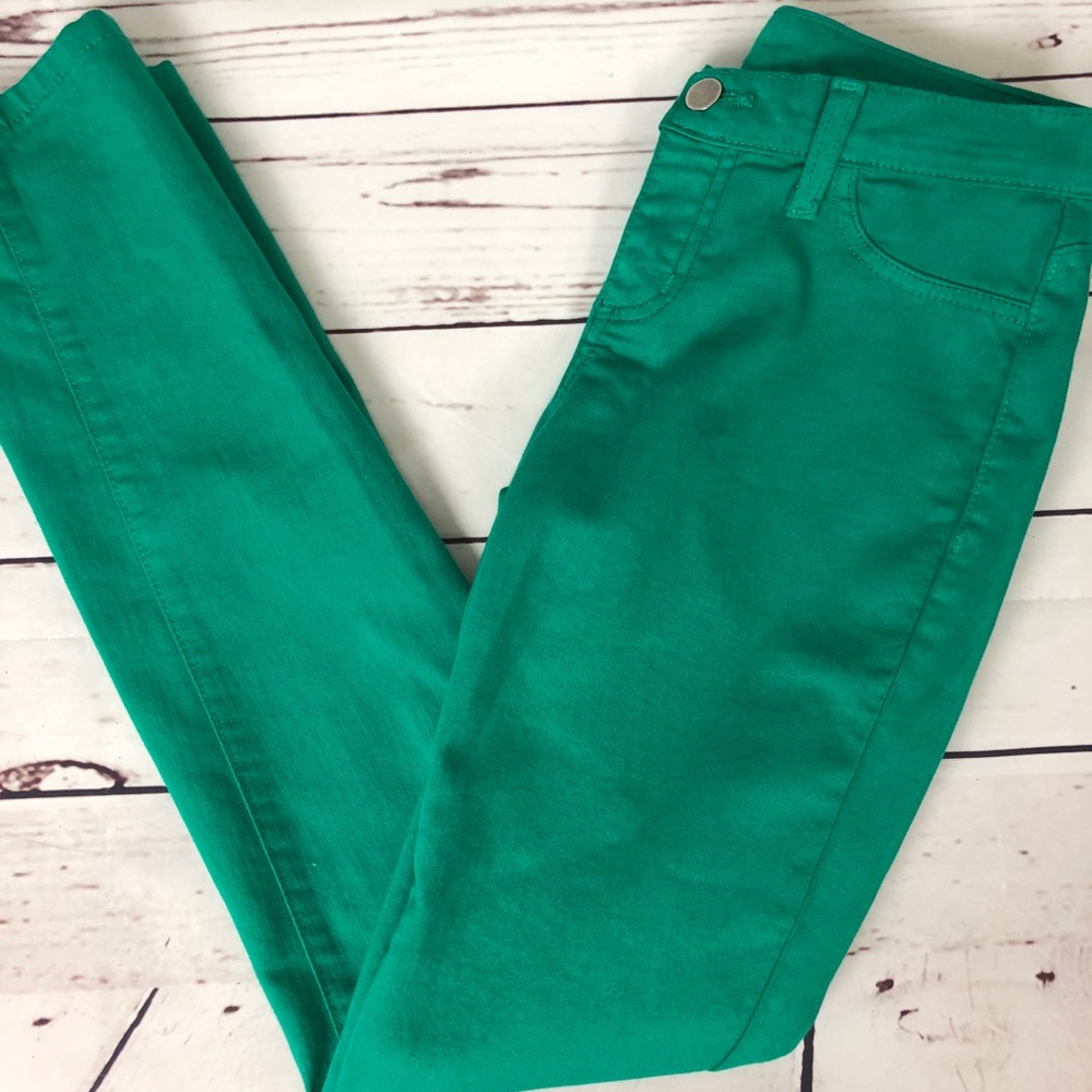 Francesca’s Green Skinny Jeans Stretch Jegging